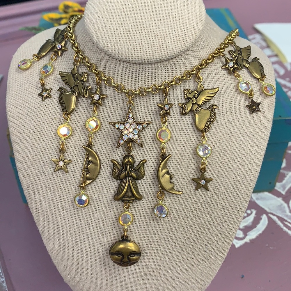 Four Piece Set of Victorian Inspired Metal Jewelry 💫